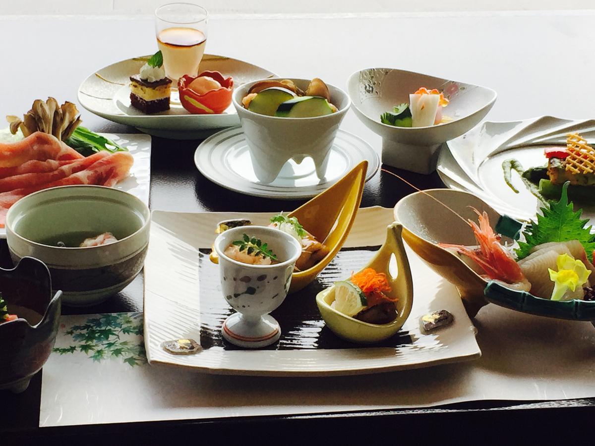 Fuji Ginkei Hotel Fujikawaguchiko Bagian luar foto